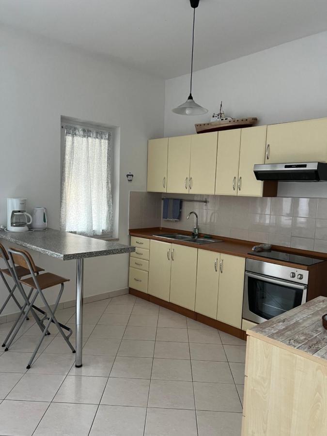 Villa Claudia Beach Apartment Premantura Buitenkant foto
